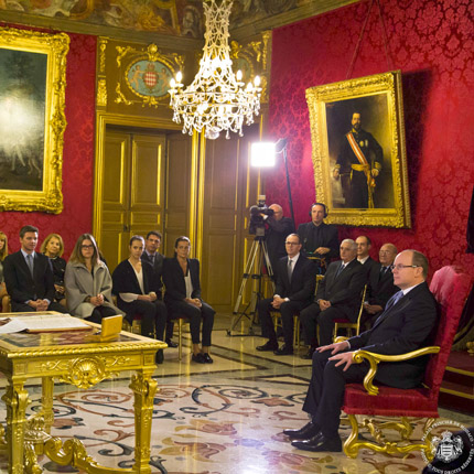 Signature des actes de naissance Princiers