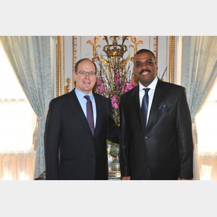 Remise des lettres de créance de S.E. M. Rogelio SANCHEZ LEVIS, Ambassadeur Extraordinaire et Plénipotentiaire de la République de Cuba auprès de la Principauté de Monaco