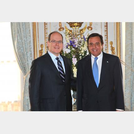 Remise des lettres de créance de S.E. M. Luis Maria URETA SAENZ PENA, Ambassadeur Extraordinaire et Plénipotentiaire de la République d'Argentine auprès de la Principauté de Monaco