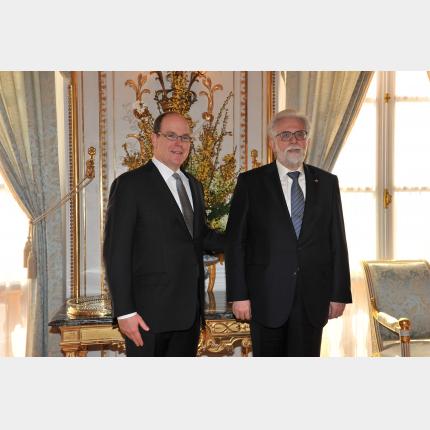 Remise des lettres de créance de S.E. M. Constantin CHALASTANIS, Ambassadeur Extraordinaire et Plénipotentiaire de la République Hellénique auprès de la Principauté de Monaco