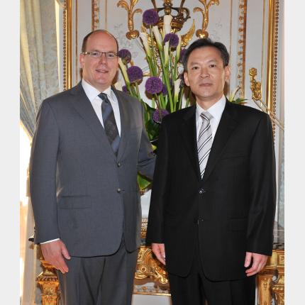Remise des lettres de créance de S.E. Monsieur Heung-shin PARK