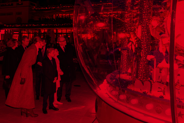 Lancement par la Famille princière des Illuminations de la Place du Casino